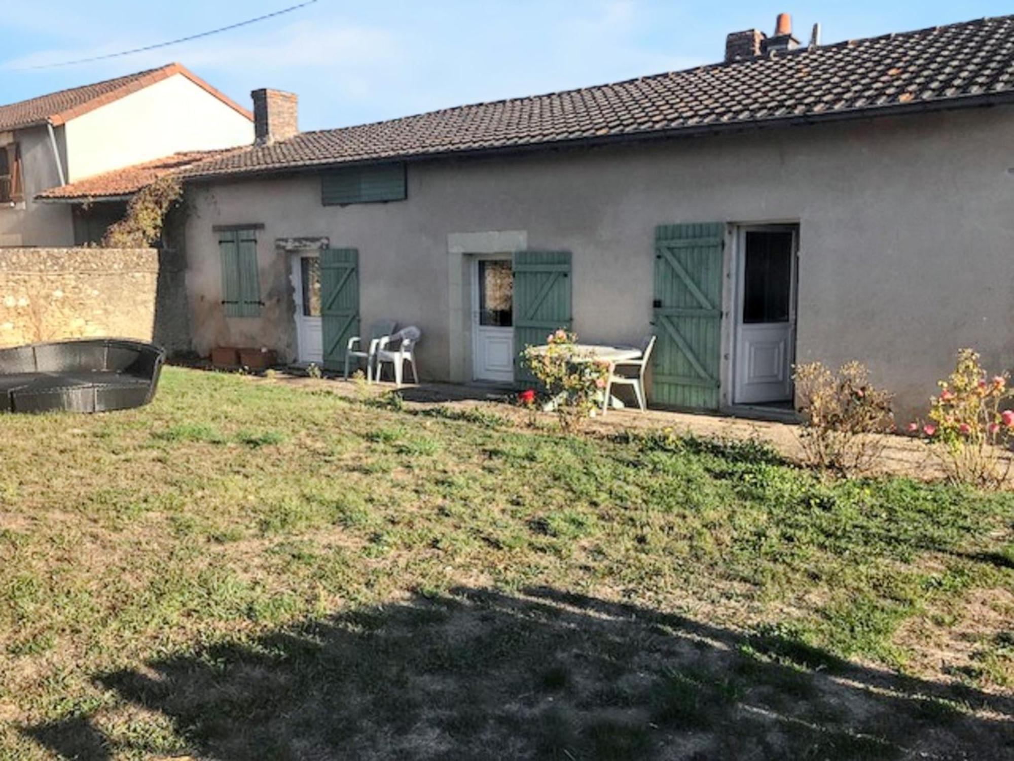 Charmante Maison A Mouterre-Silly Avec Jardin Et Terrasse Dış mekan fotoğraf